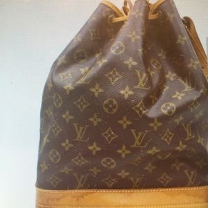 Authentic Louis Vuitton VINTAGE Noe bag